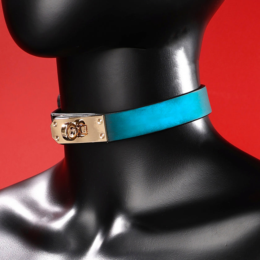 Glimmer-Heat Reactive Leather Choker