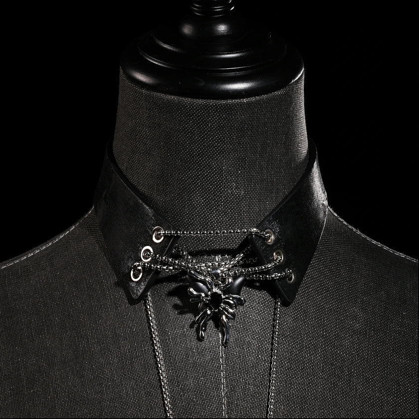 「Roxey」Handmade Leather Choker With Butterfly