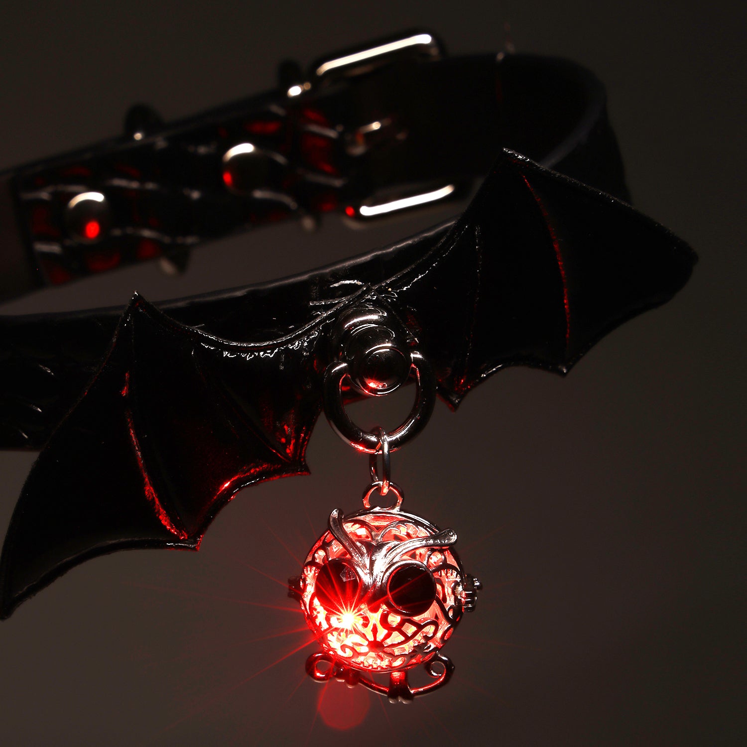 「Light Bat」Handmade Color-changing Leather Choker