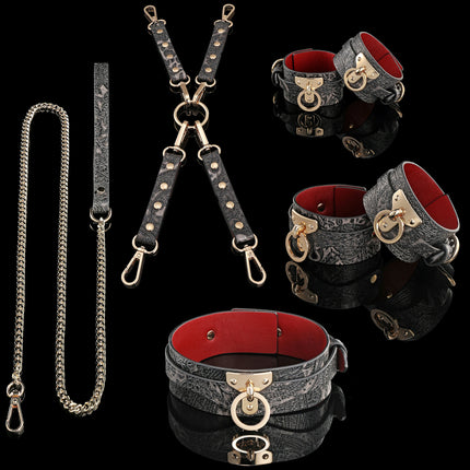 「Rose Shackle 」Handmade BDSM Leather Collar & Cuffs Set