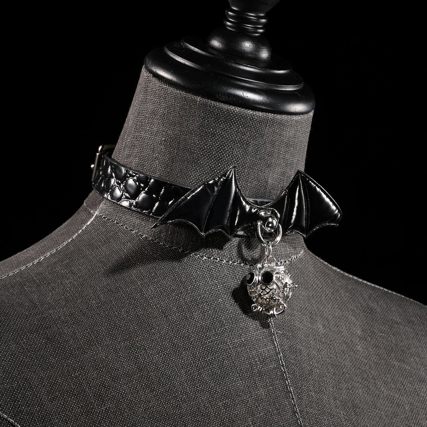 「Light Bat」Handmade Color-changing Leather Choker
