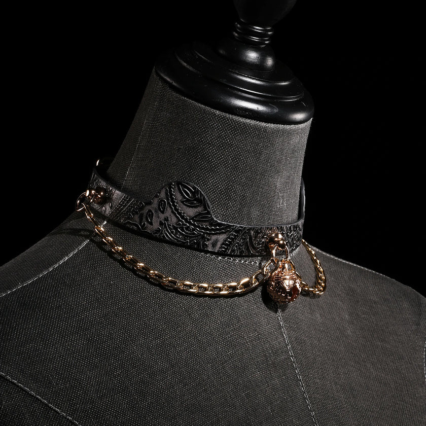 「Shokra」Handmade Color-changing Leather Choker