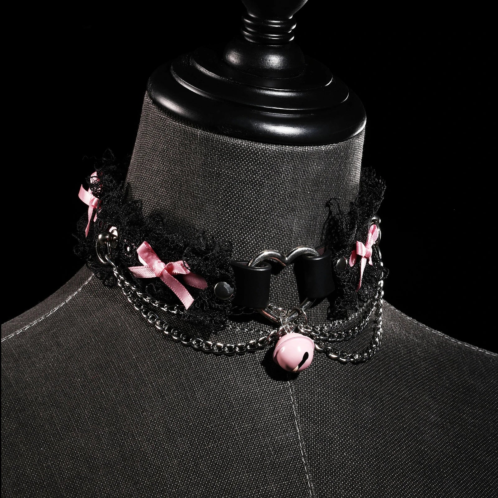 「Lilith」Handmade Color-changing Leather Lace Choker